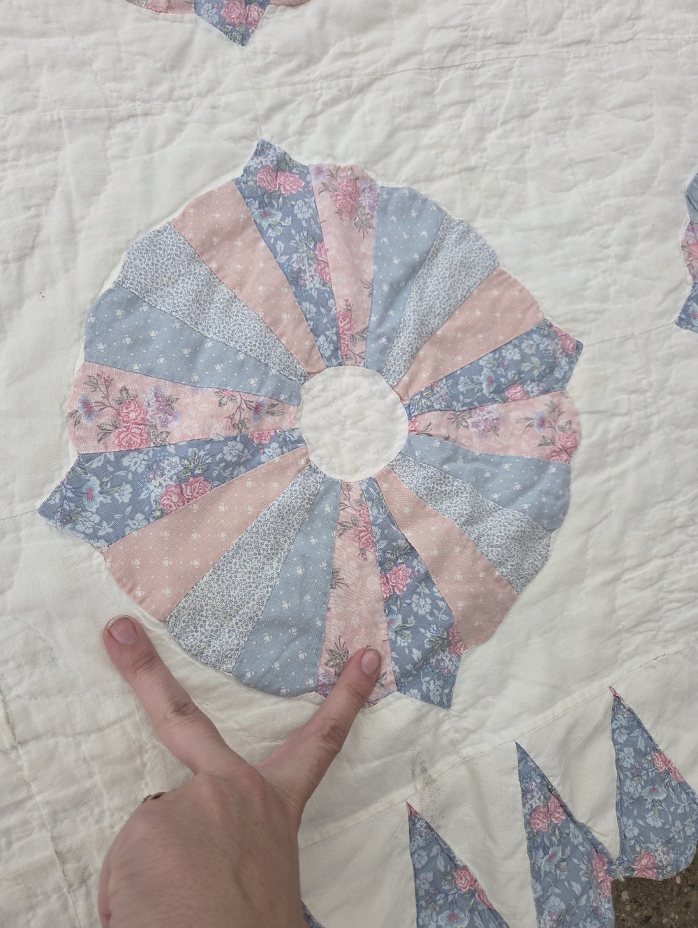 Vintage Handmade White Quilt with Pink and Blue Floral Medallions Floral - Picture 2 of 10